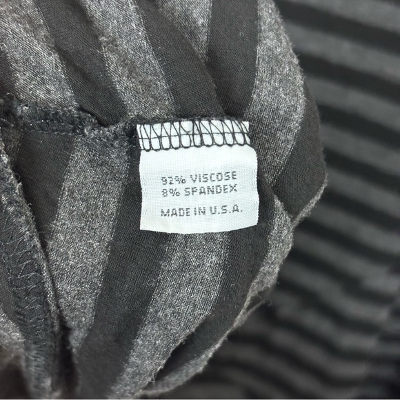 Bryn Walker Stripe Black/Gray Viscose Blend Long Sleeve Blouse Size XL - Picture 6 of 7